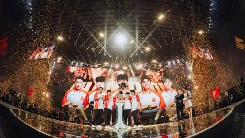 S16版本强势英雄怎么判断?分路节奏与阵容适配思路